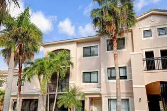 Building Photo - 2801 Sarento Pl