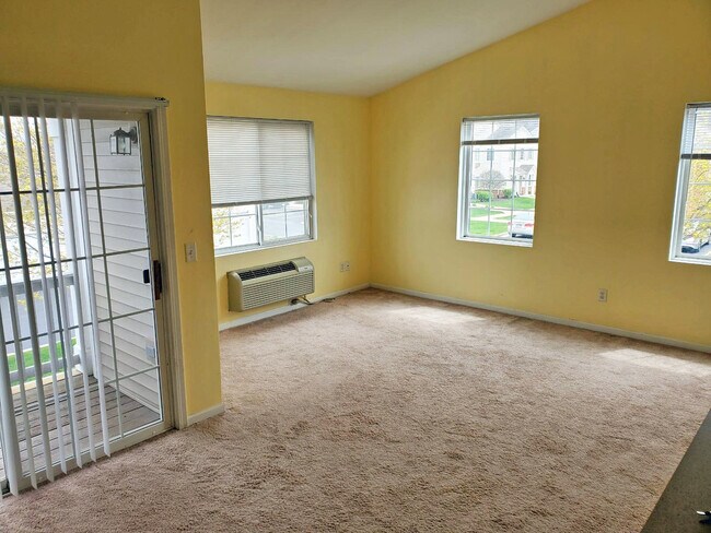 Building Photo - 132 Bertram Dr