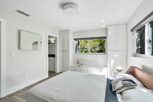 Foto del edificio - 1299 SW 9th St