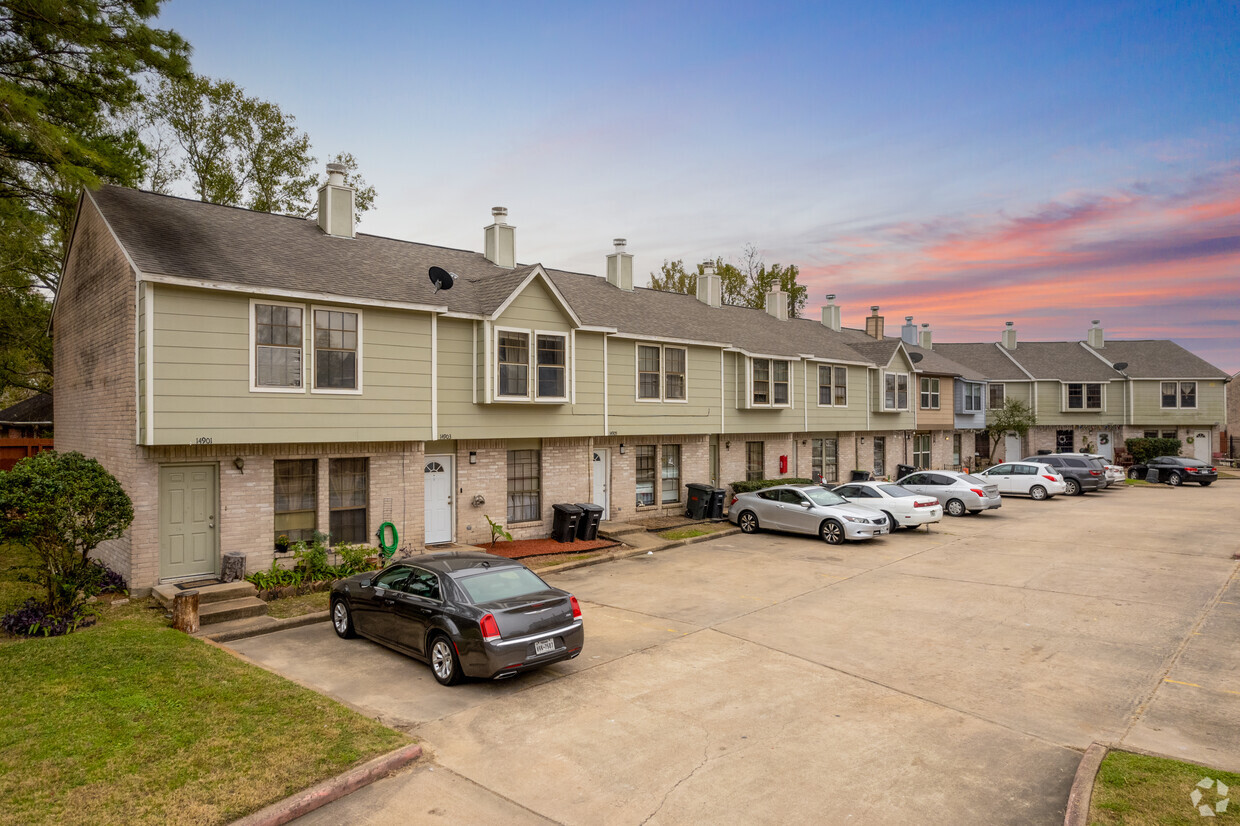 Primary Photo - Tilley Townhomes