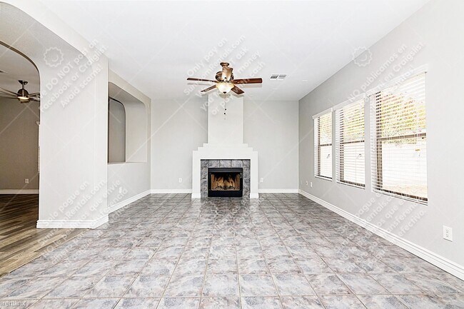 Building Photo - 3 br, 2 bath House - 13856 W Ironwood St
