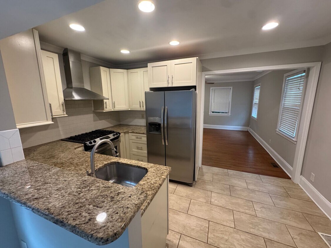Foto principal - 1809 Fulton Ave