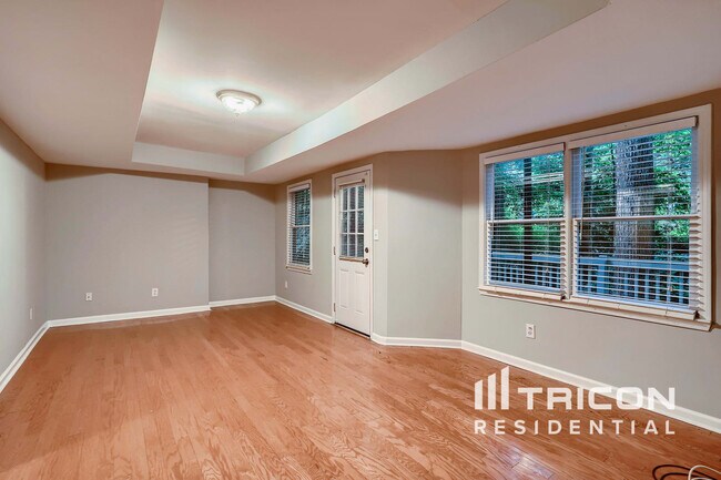 Building Photo - 1916 Lilac Ridge Dr