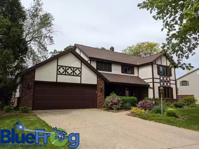 Foto del edificio - 708 Meadowbrook Ln