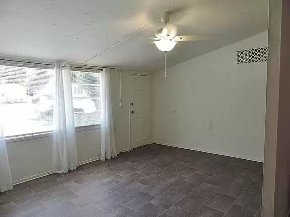 Foto del edificio - 118 Kelly St