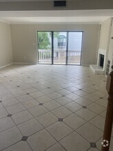 Building Photo - 255 E Scenic Dr