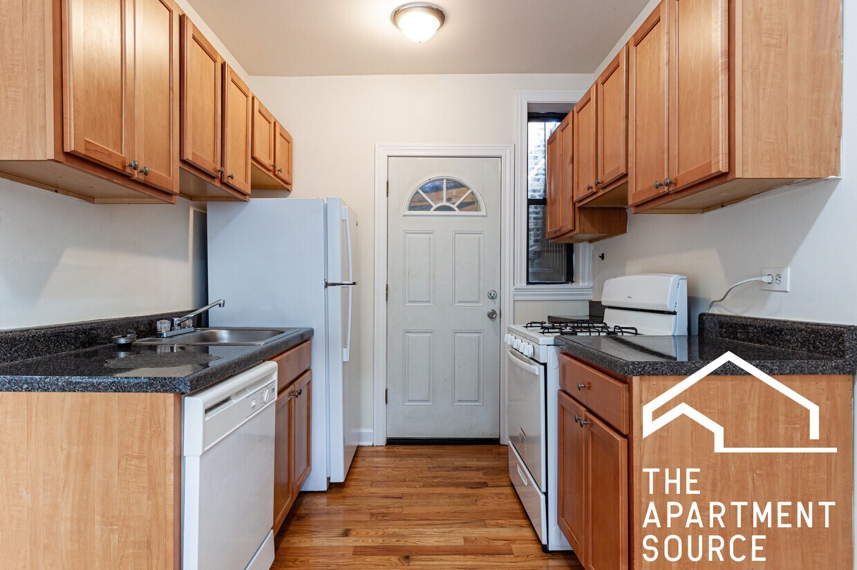 Foto principal - 3823 N Fremont St