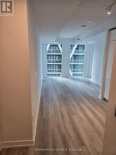 Building Photo - 238 Simcoe St