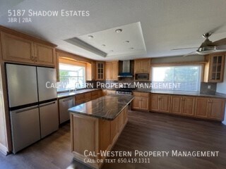 Building Photo - Beautiful Updated and Well-Maintained Ever...