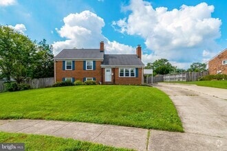 Building Photo - 7623 Arlen St