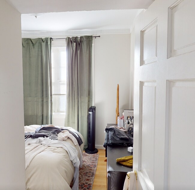 Building Photo - 4 Bishop Allen Dr