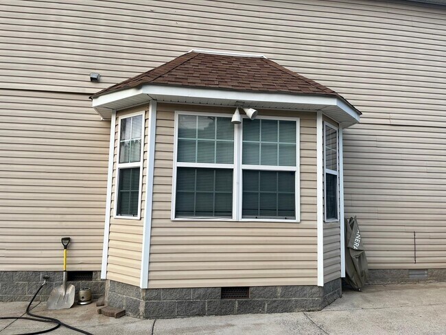 Foto del edificio - 2005 Quiet Creek Ct