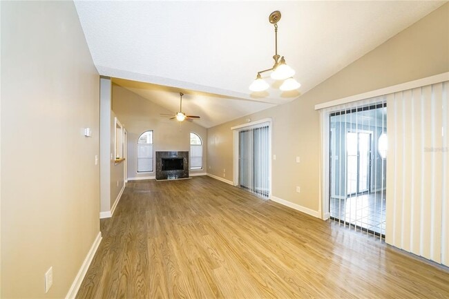 Building Photo - 5007 Swallow Dr