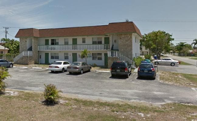 Primary Photo - 138 SW 2nd Ave