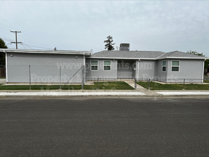 Primary Photo - 2206 Buena Vista Ave