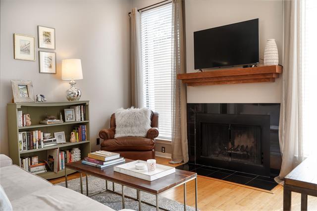 Foto del edificio - 4031 Holland Ave