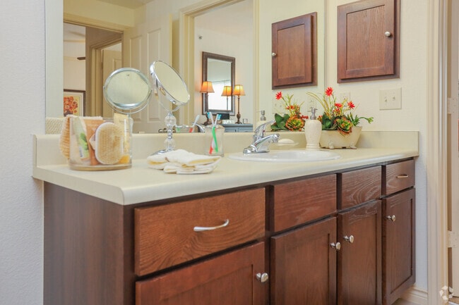 1BD, 1BA - 730SF - A1 - Sedona Place