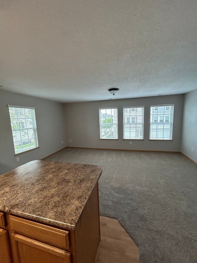 Foto del edificio - 3008 SW Sharmin Ln