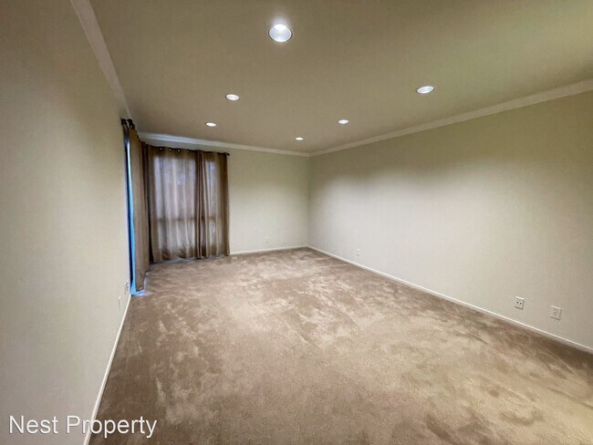 Foto del edificio - 58 El Camino Real