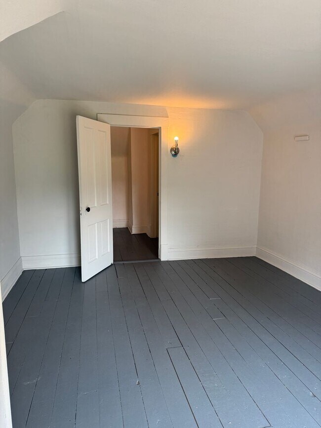 Foto del edificio - 23216 Bergen Rd