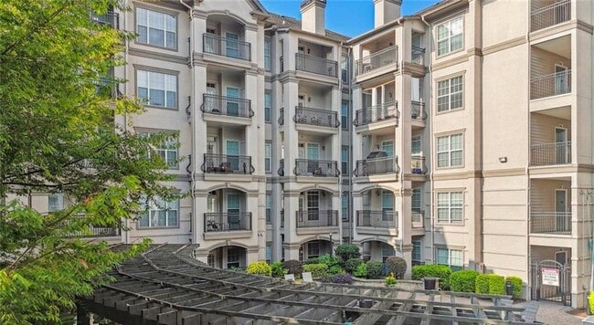 Photo - 2910 Clairmont Rd House