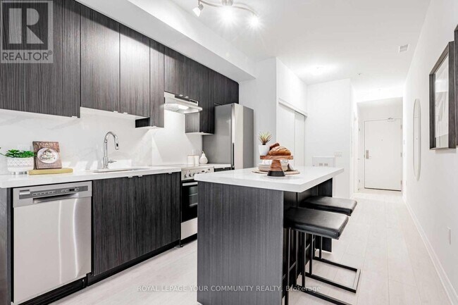 Photo du bâtiment - 408 Browns Line