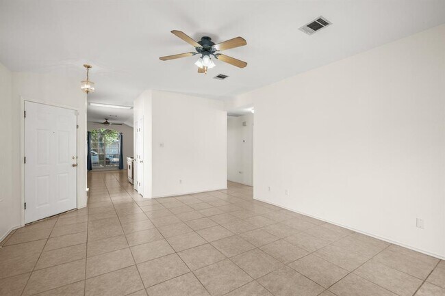 Foto del edificio - 525 Shep St