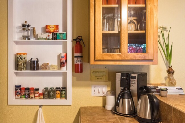 Foto del edificio - 2204 Trailside Dr