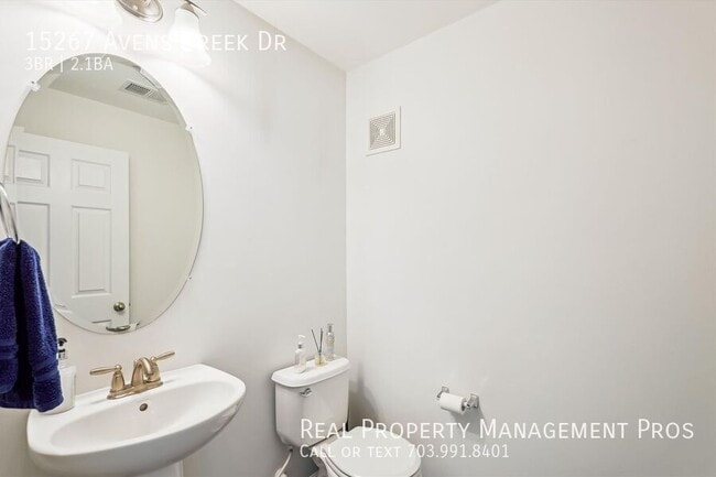 Building Photo - 15267 Avens Creek Dr