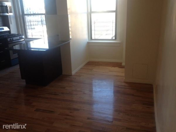 Building Photo - 551 W 157th St