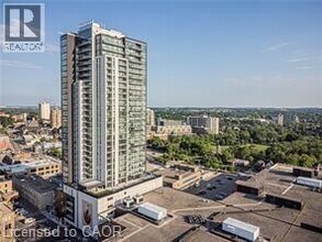 Building Photo - 60 Charles St W
