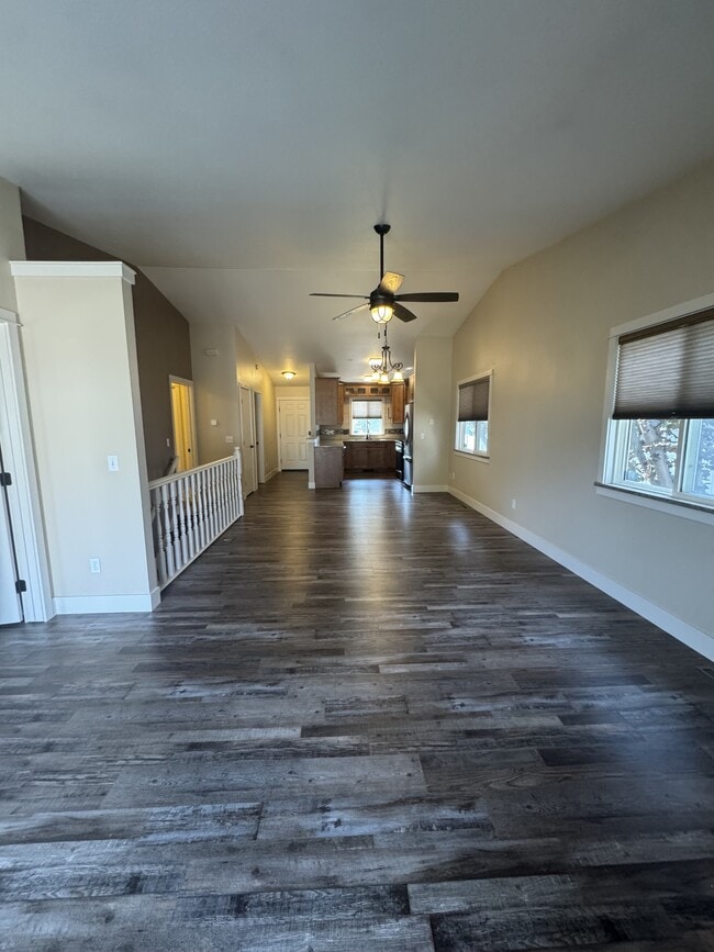 Building Photo - 3019 Colton Blvd