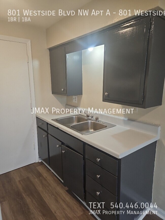 Foto del edificio - 801 Westside Blvd NW