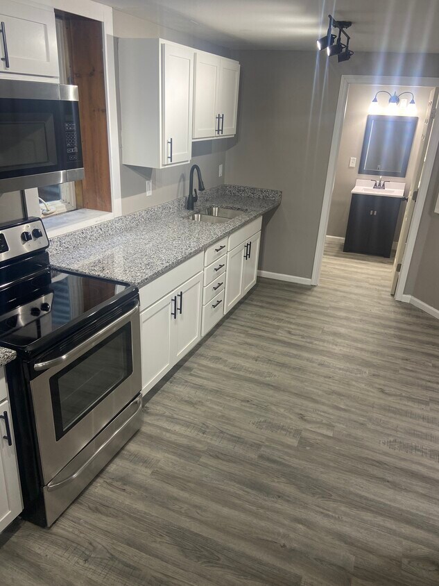 Foto principal - 332 Quincy St NE