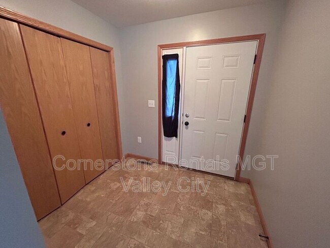 Foto del edificio - 545 4th Ave SW