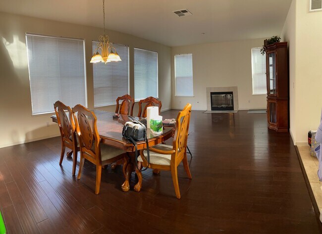 Building Photo - 5641 Byington Dr