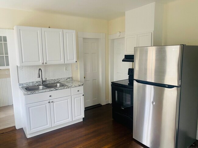 Foto del edificio - 24 Iowa St