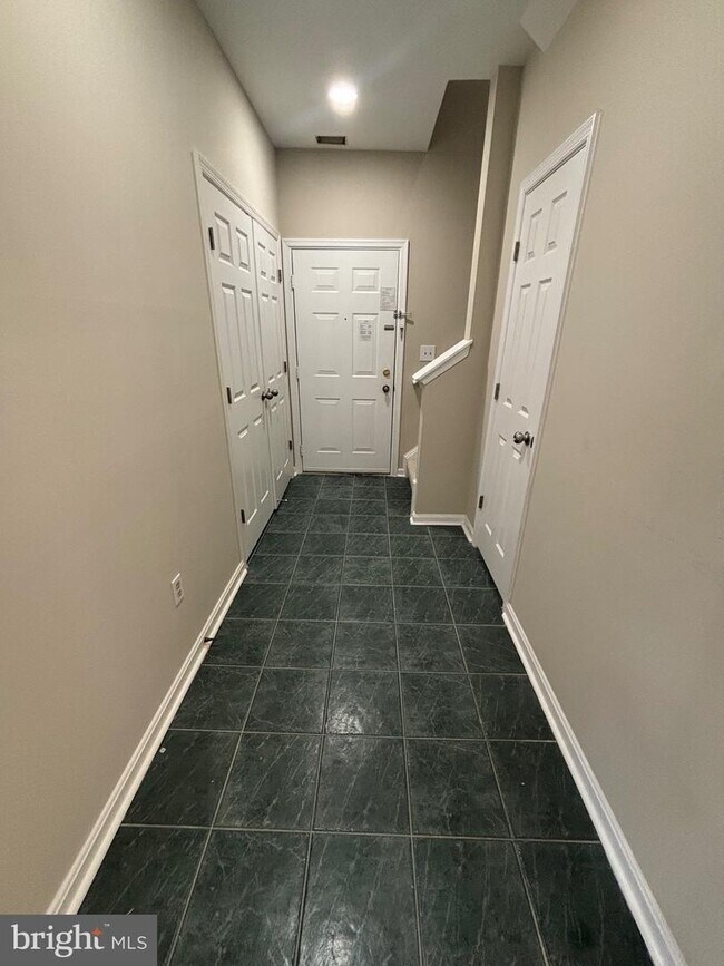 Foto del edificio - 11330 Westbrook Mill Ln