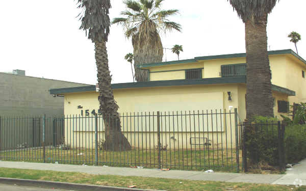 Primary Photo - 1545 S Cloverdale Ave