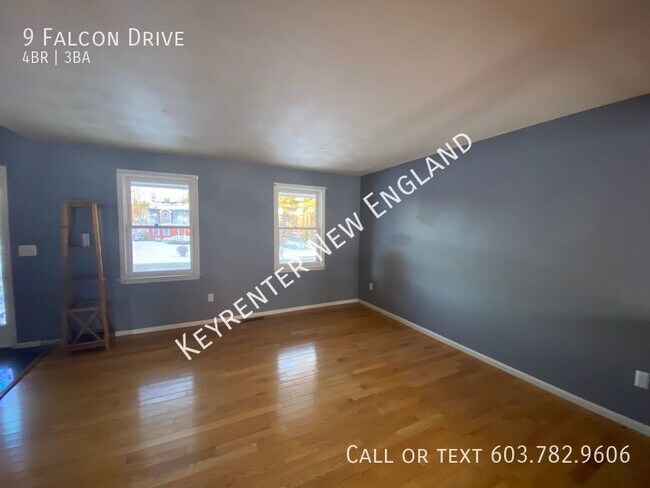 Foto del edificio - 9 Falcon Dr