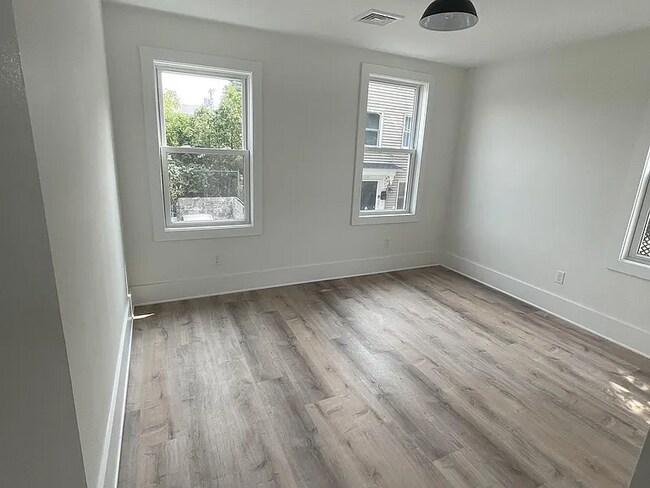 Foto del edificio - 14 Vinton St