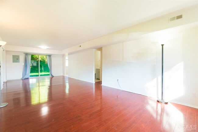Foto del edificio - 1701 Muriel Ct