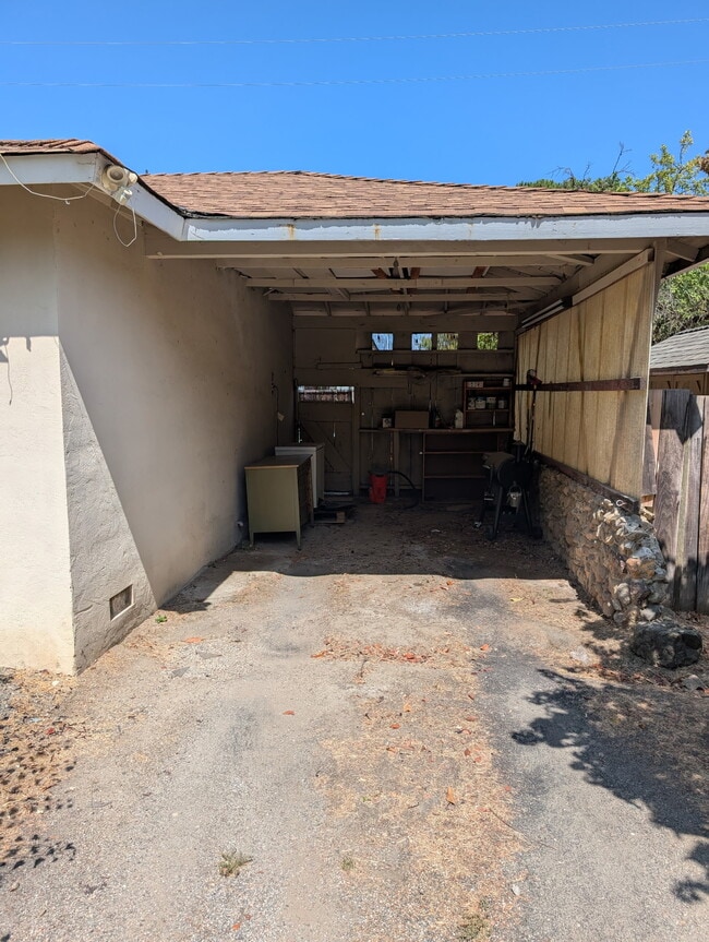Building Photo - 1298 W Hacienda Ave