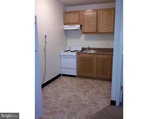 Foto del edificio - 7807 Hasbrook Ave