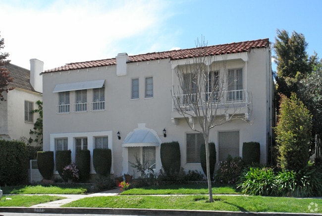 Building Photo - 237 S Elm Dr