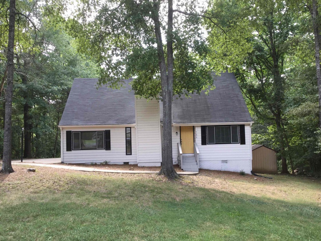 Foto principal - 7606 Deer Falls Lane