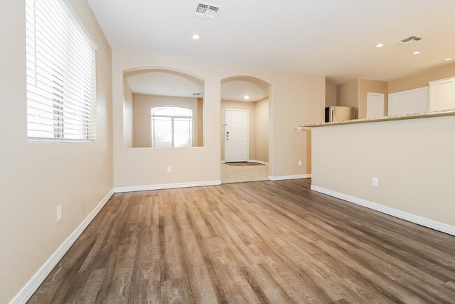 Building Photo - 3172 S 162nd Ln