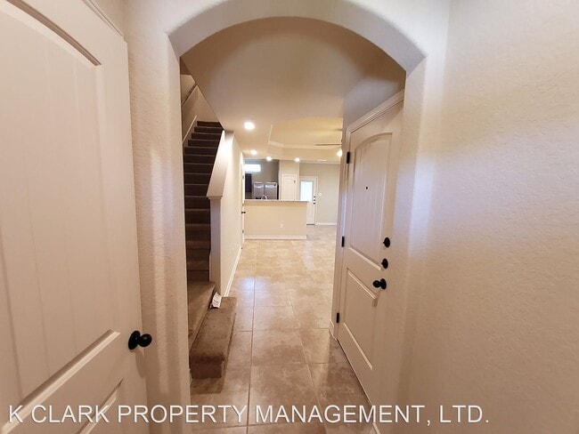 Building Photo - 3 br, 2.5 bath House - 6303 LUGLIO LANE #102