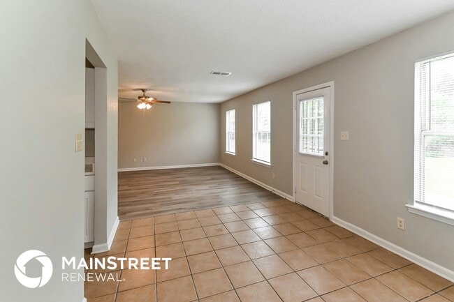 Foto del edificio - 4838 Mistic Lake Dr