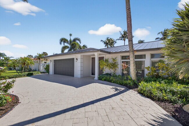 Foto del edificio - 15 River Dr